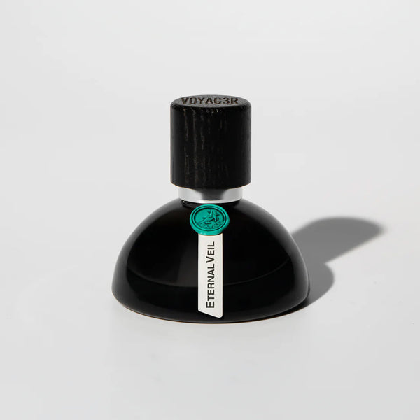 Voyager Eternal Veil Eau de Parfum | Muguet, Orris & Oakmoss Mist